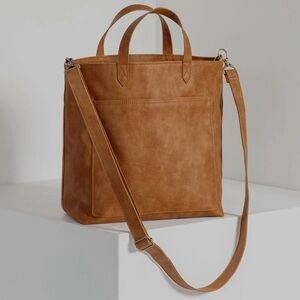 Thirty One Window Shopper Ltd. Caramel Distressed Pebble